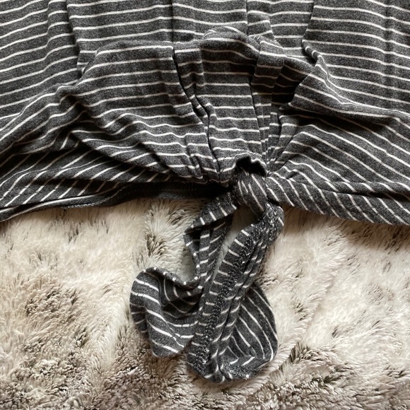 STRIPED SHORT SLEEVE - Picture 2 of 2